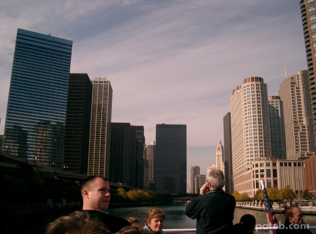 Chicago River Cruise by pateb