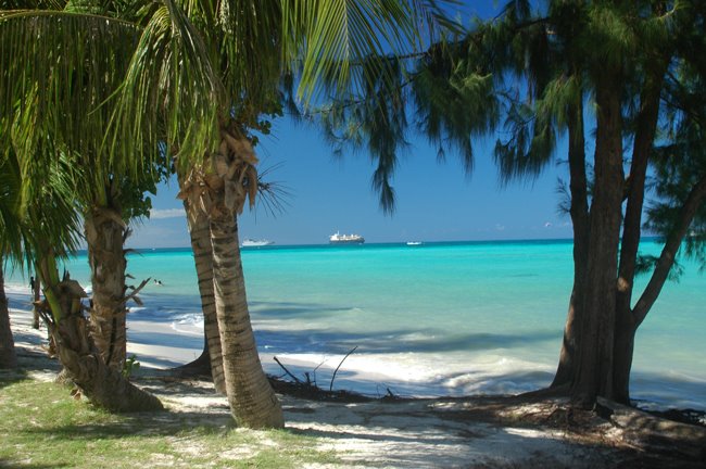 Micro Beach ,Saipan by HIDEO OBAYASHI