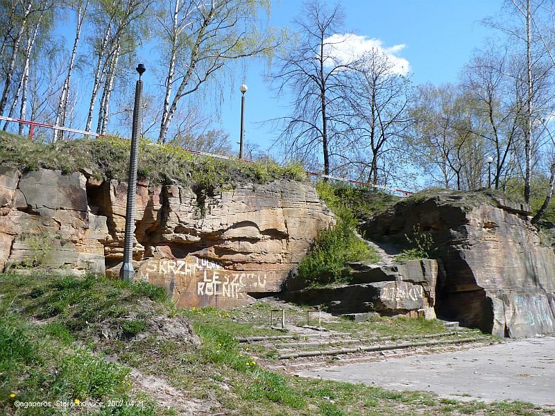 Starachowice, skałki, ul. Zakładowa by agaperosPL