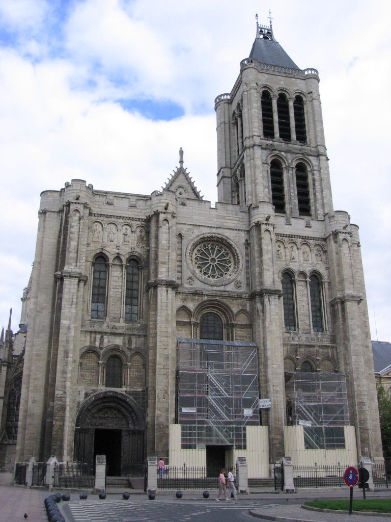 Cathédrale Saint Denis by Marco Anastasi