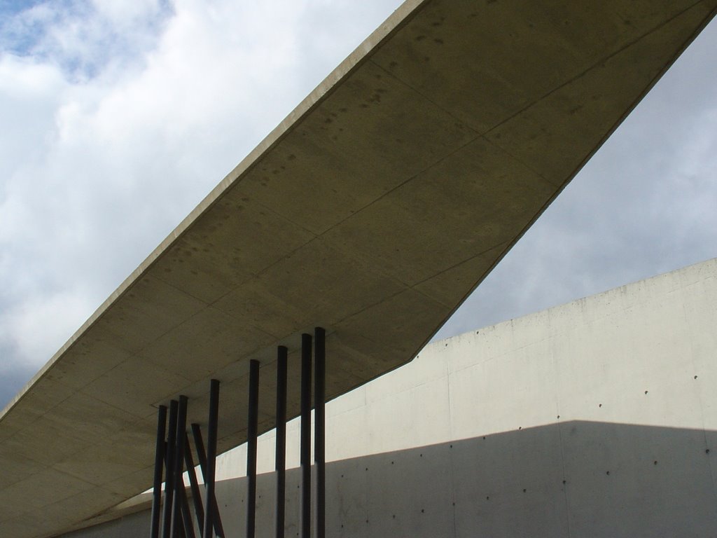 Deutschland_Baden-Württemberg_Weil am Rhein_Vitra_Feuerwehrhaus von Zaha Hadid by © ELMOKULA