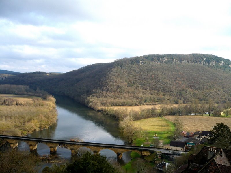 Vallée de la Dordogne by Montestier