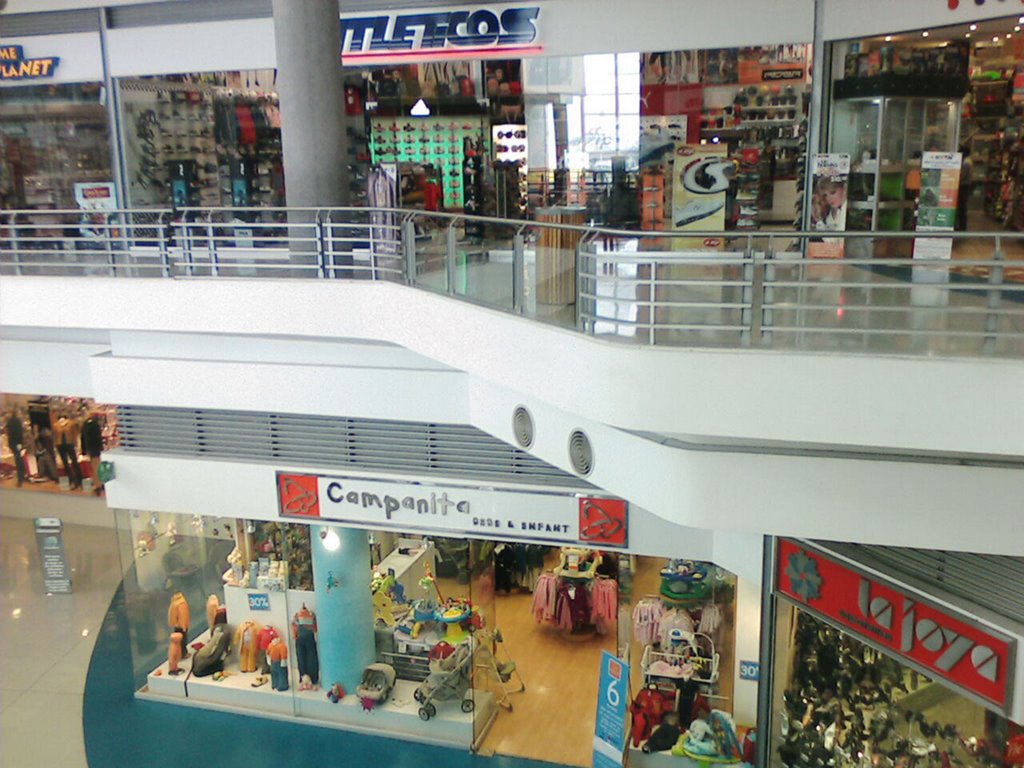 INTERIOR PLAZA LAS AMERICAS ECATEPEC by cmciclom