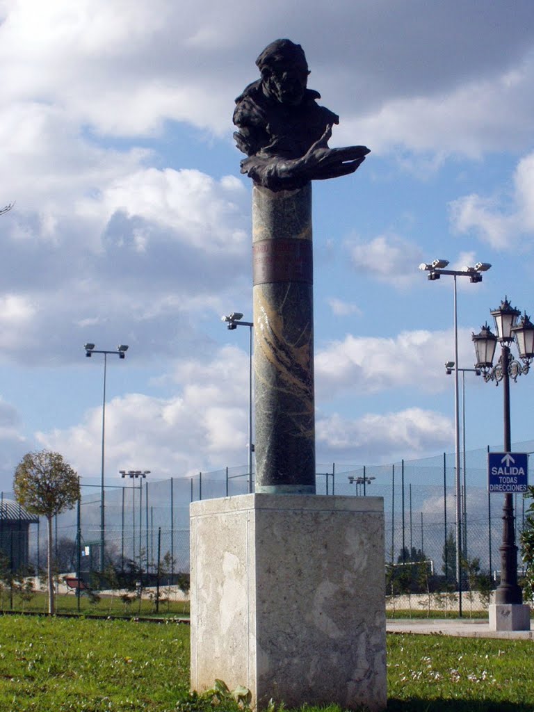 Ricardo Vazquez Prada, Oviedo, asturias, España by Antonio Alba