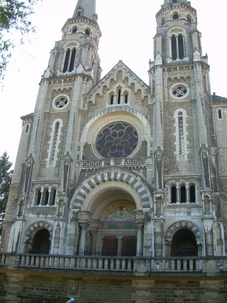 Basilique de Bourg en bresse by r-75