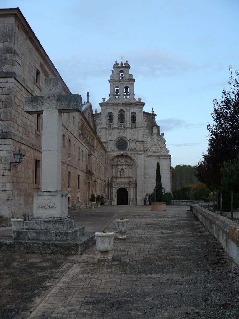 Monasterio de La Vid exterior 3 by rafinguer