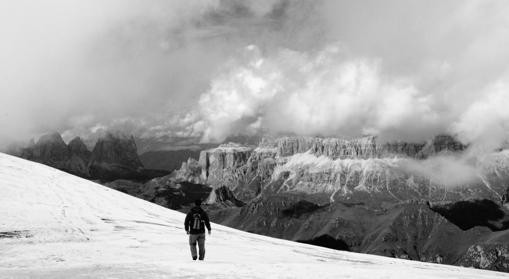 Sobre el glaciar de la Marmolada by barriguilla