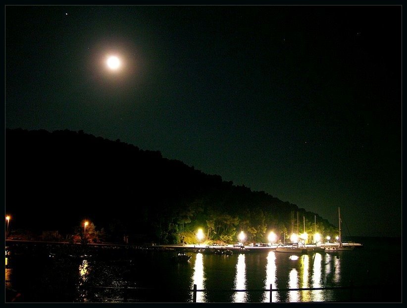 Full moon (Agnondas ->Skopelos Island) by gacopyr