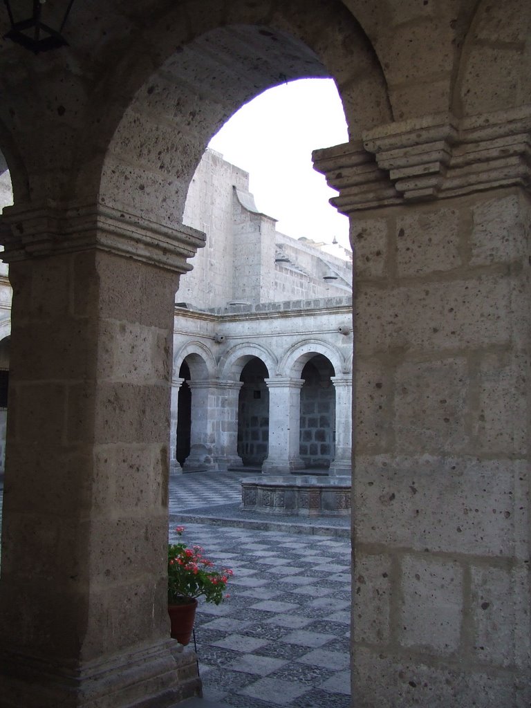 Franciscan courtyard arch, Arequipa by Arthur Harvey