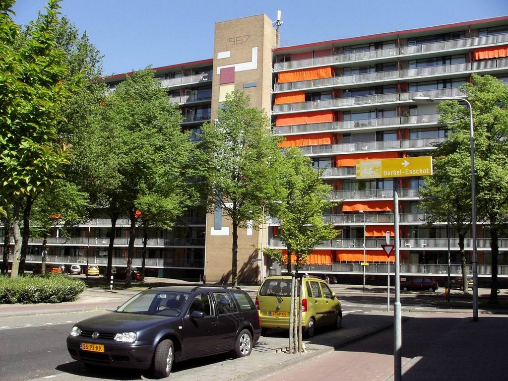 Parkflat aan Postelse Hoeflaan - Tilburg NL by Pieter en Marianne van de Sande