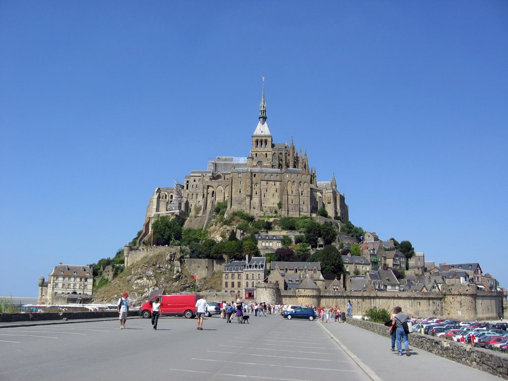 Mont Saint Michel in a very sunny day by Marco Anastasi