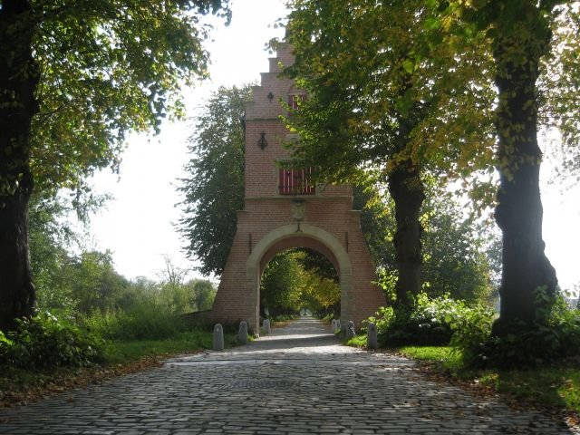 De Blauwe Poort by Xavier Mares