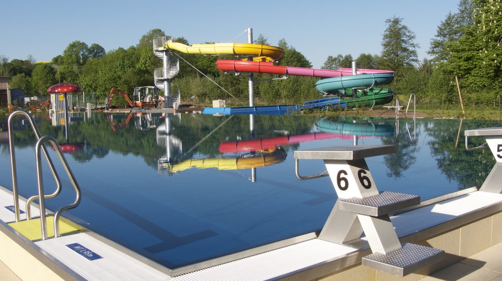 Neues Schwimmbad 5-2008 by Dr. Rolf Schürger