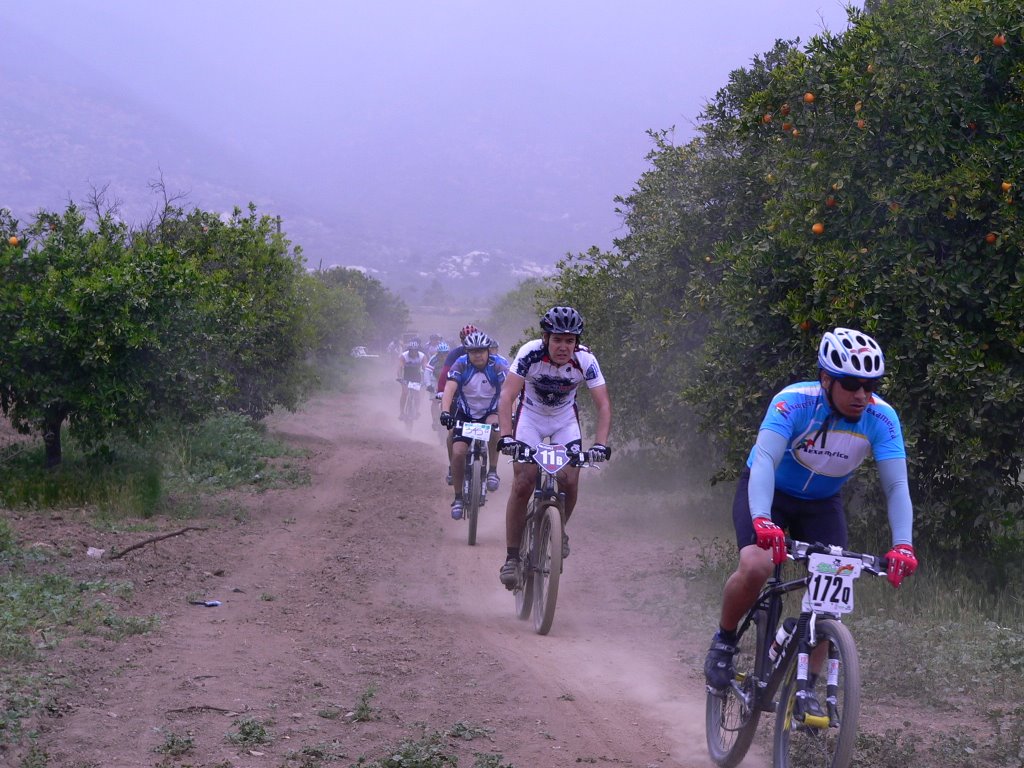 Mountain Bike en Bibayoff,entre Naranjas by Rafael Miramontes