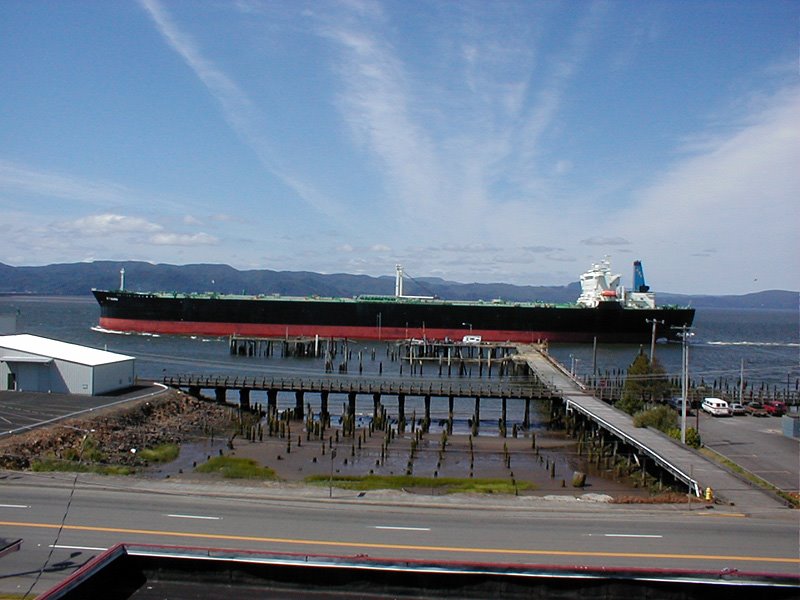 Passing ship, splayed clouds, June 30, 2001 by Sheryl Todd (tapirga…