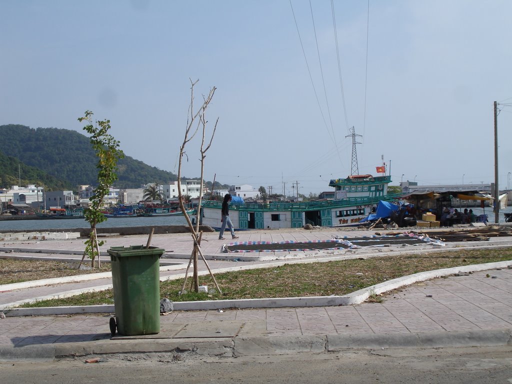 Ferry to Phu Quoc in Ha Tien Vietnam by looser oswald