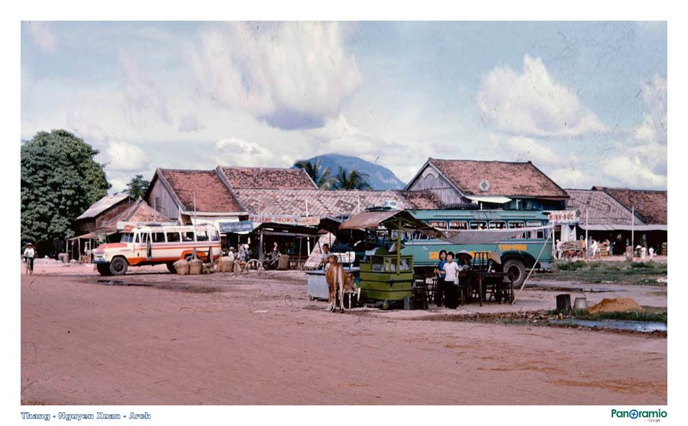 Bến xe - Tây Ninh - Bus station (Ngày Xưa - Photo by John A. Hansen - 1965/1966) by Thắng ARCH “OV-10 Br…