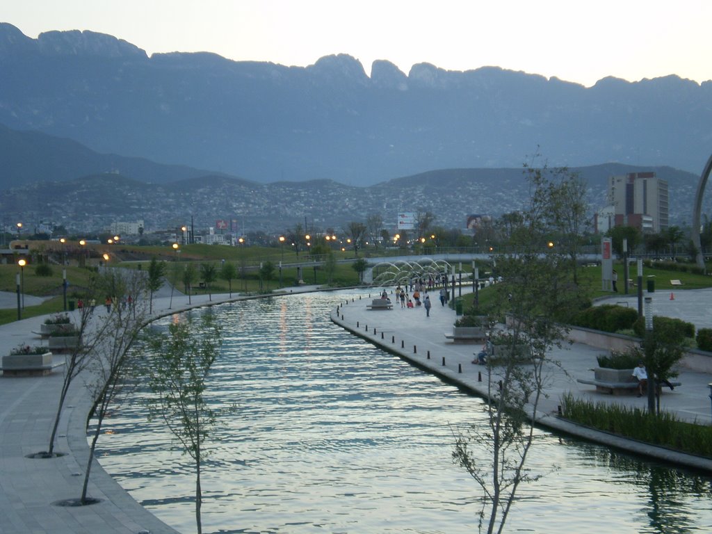 PASEO SANTA LUCIA ALFONDO LA SIERRA MADRE.- by JTTOUR