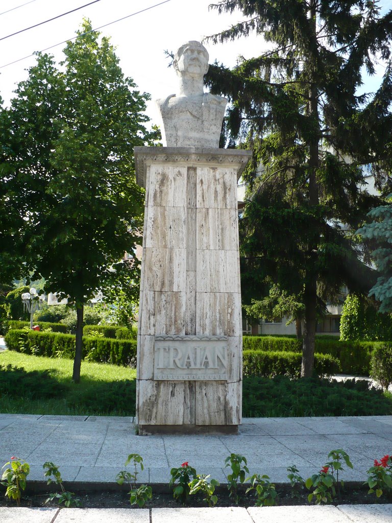 Statuia lui Traian by Eduard Radulescu