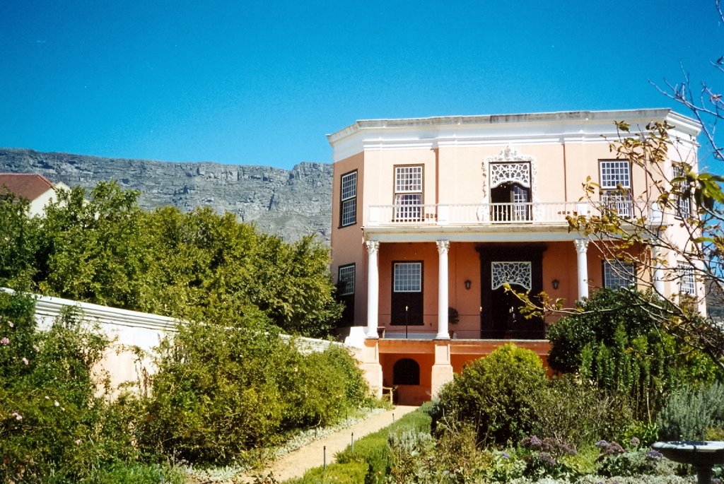 House "Rust en Vreugd" in Cape Town was built in 1778 by the Dutch VOC fiscal mr. Willem Cornelis Boers (1744-1803). by Hans R van der Woude