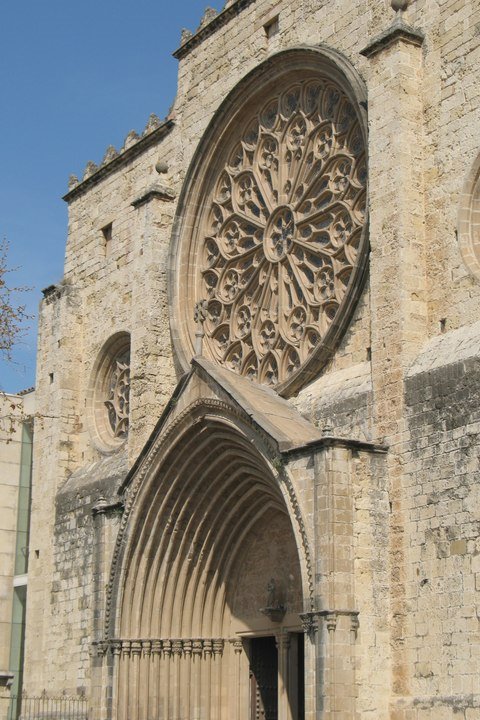 Monasterio de Sant Cugat - Fachada by Víctor Cespón