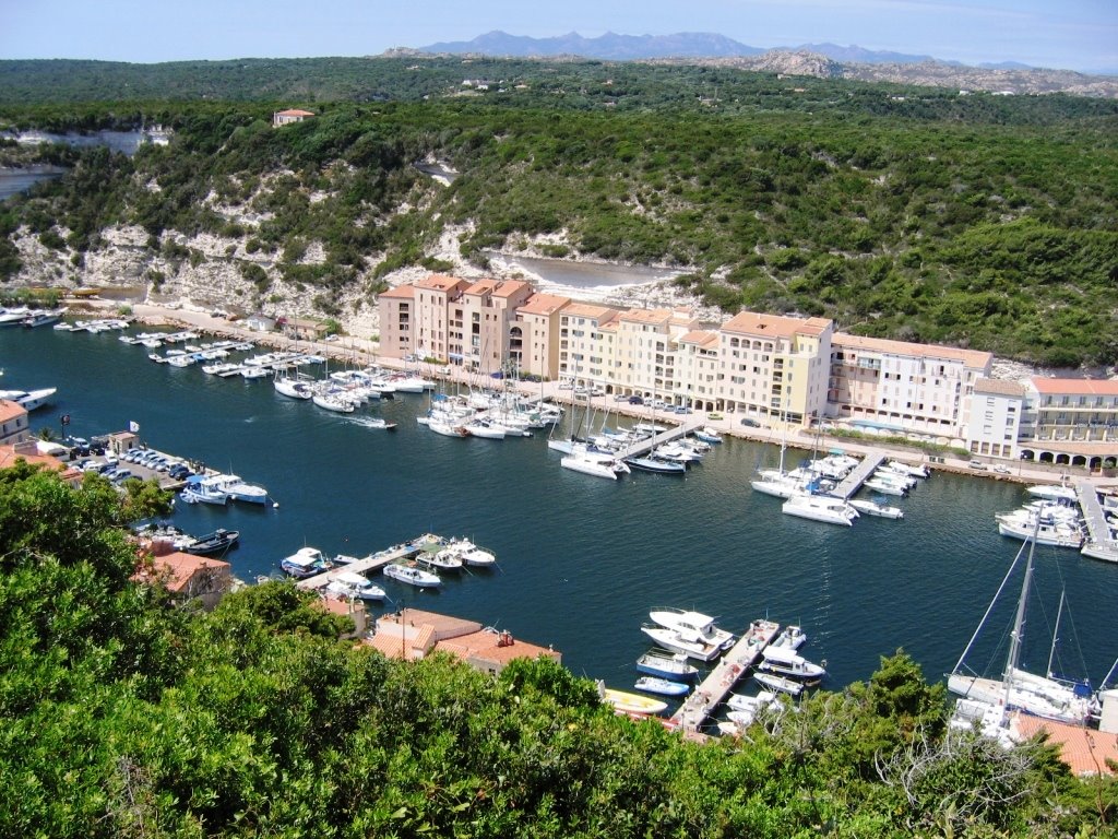 Porto di Bonifacio by brunoallegretti