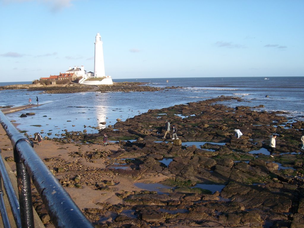 Whitley Bay Lighthouse by local lass