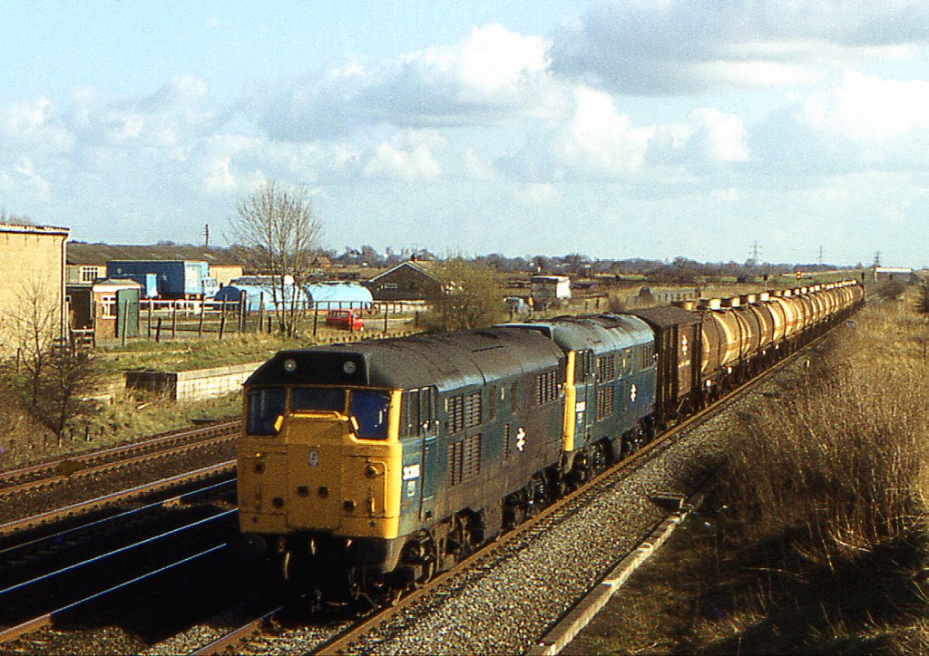 31306+31266 on empty Ammonia Tanks at Shipton by Beningborough by top spotter