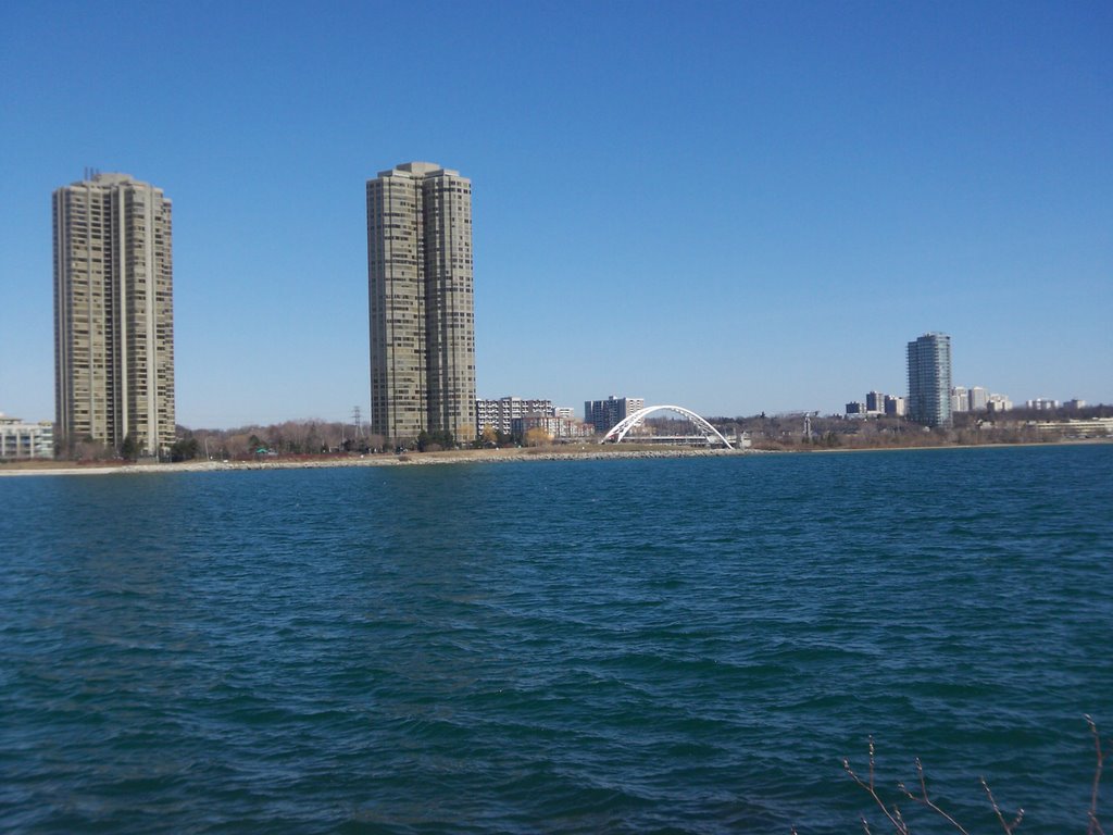 Humber Bay, Toronto, On by JLourenco