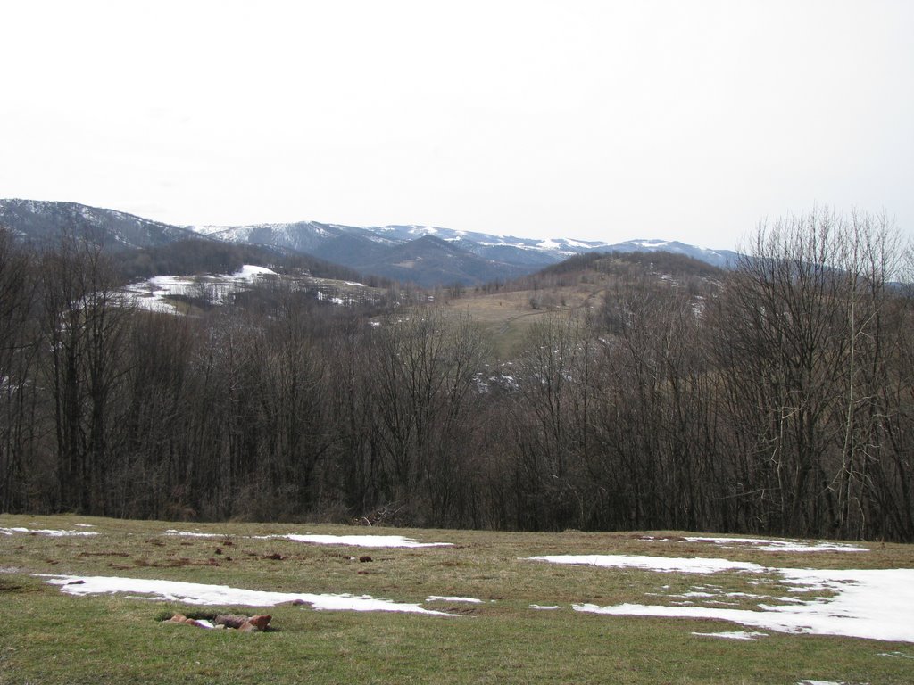 Pogled na Malu Orlovacu i Ravnu Kosu by solaris_bg