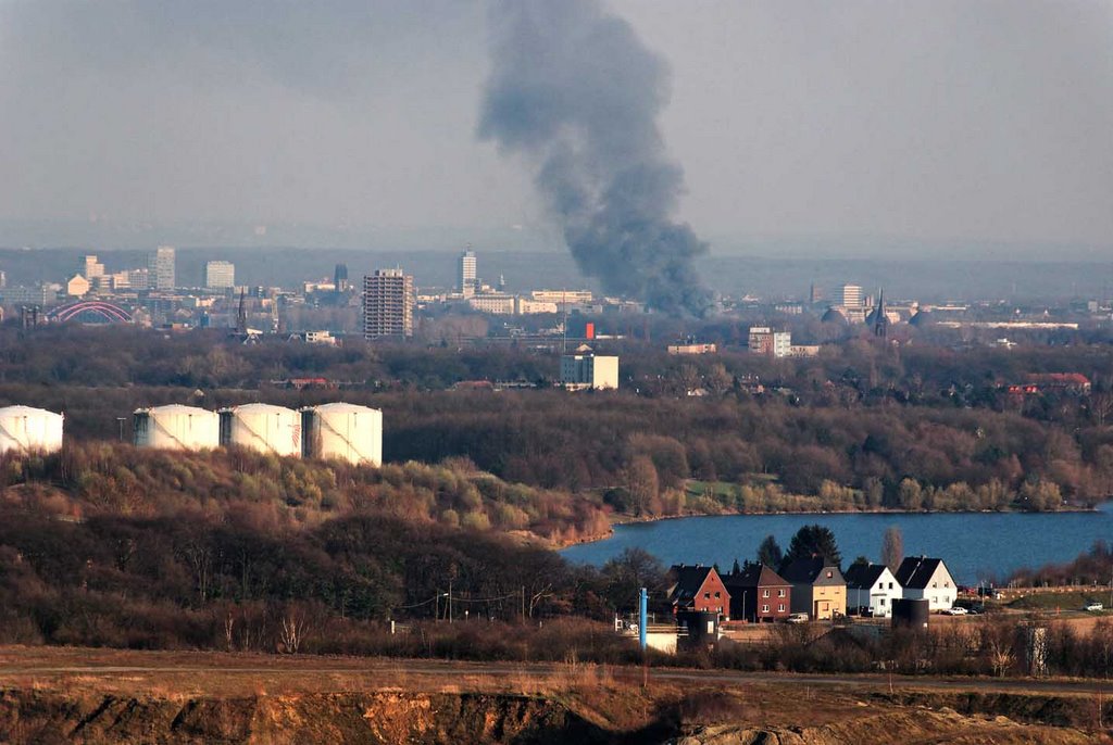 Halde Rheinpreussen - Es brennt in Duisburg by Guenni (wallsound)