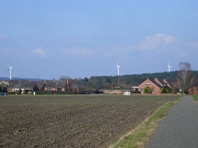 Friedhof Feldweg by Amber gold