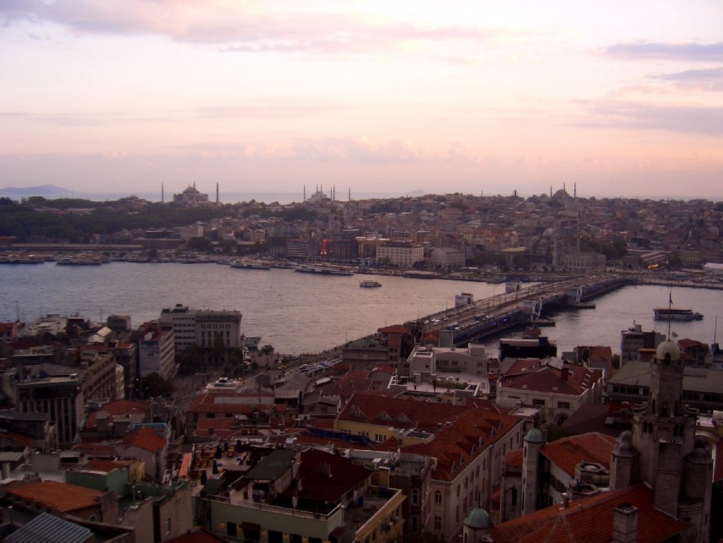 Mezquita Azul, Santa Sofía y puente Galata desde la Torre Galata (Estambul - Turquía) by Angel PC & Susana SF