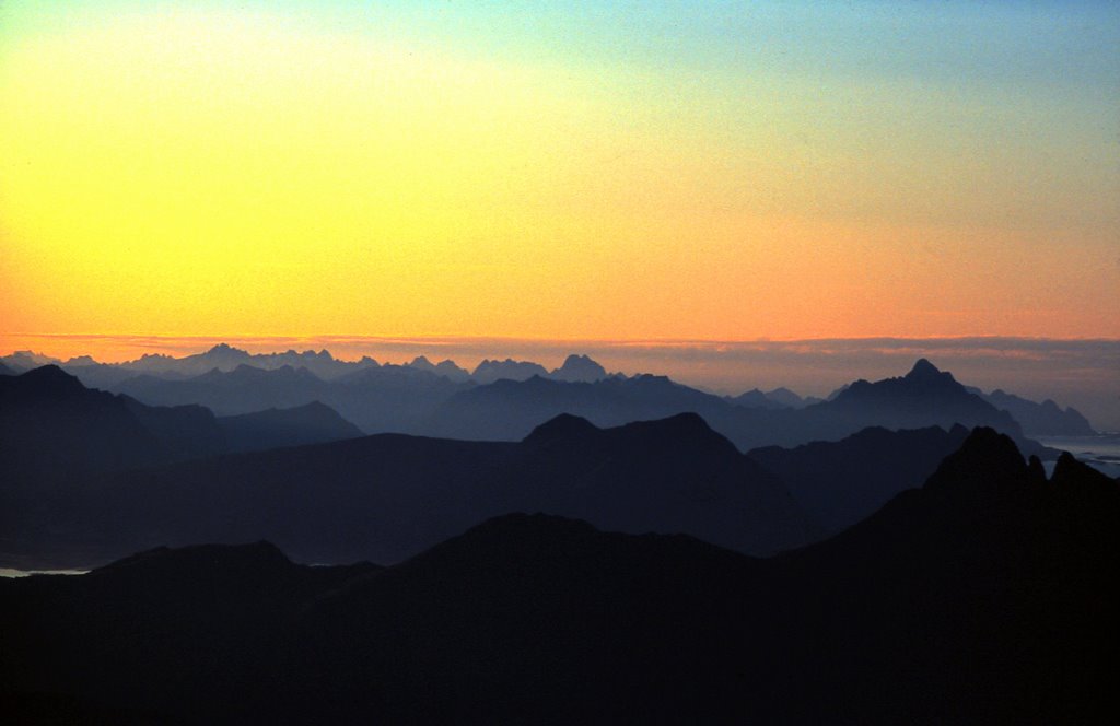 View from unknown summit on Flakstadöy 1. by Sochi2008