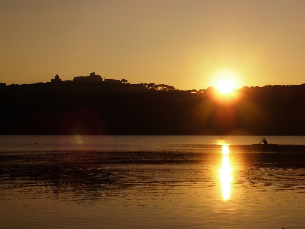 Tramonto sul Lago Albano by lucabellincioni