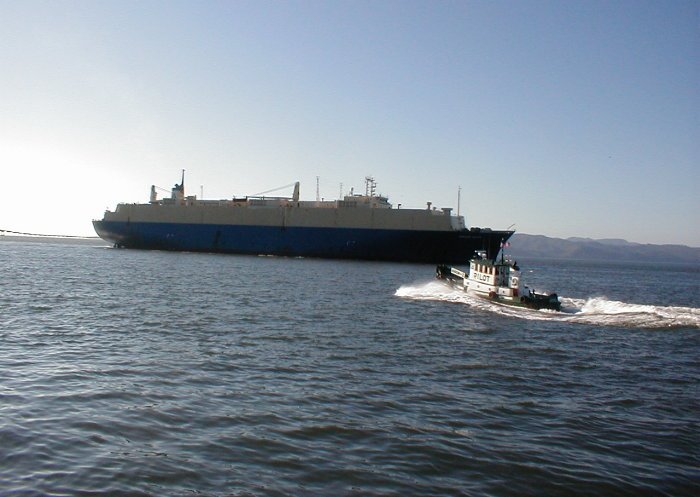 Pilot boat and ship, Astoria, July 8, 2001 by Sheryl Todd (tapirgal)