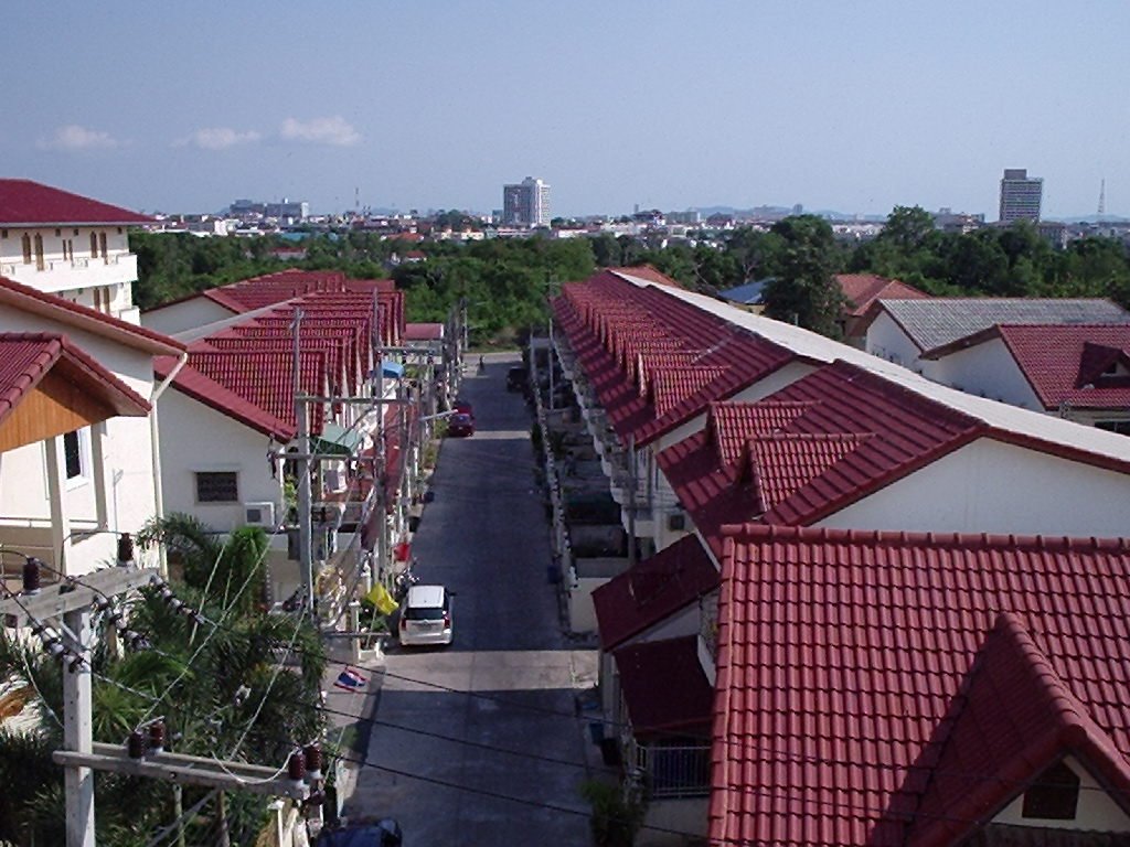 Family houses, Pattaya, Thailand by fnn.ru