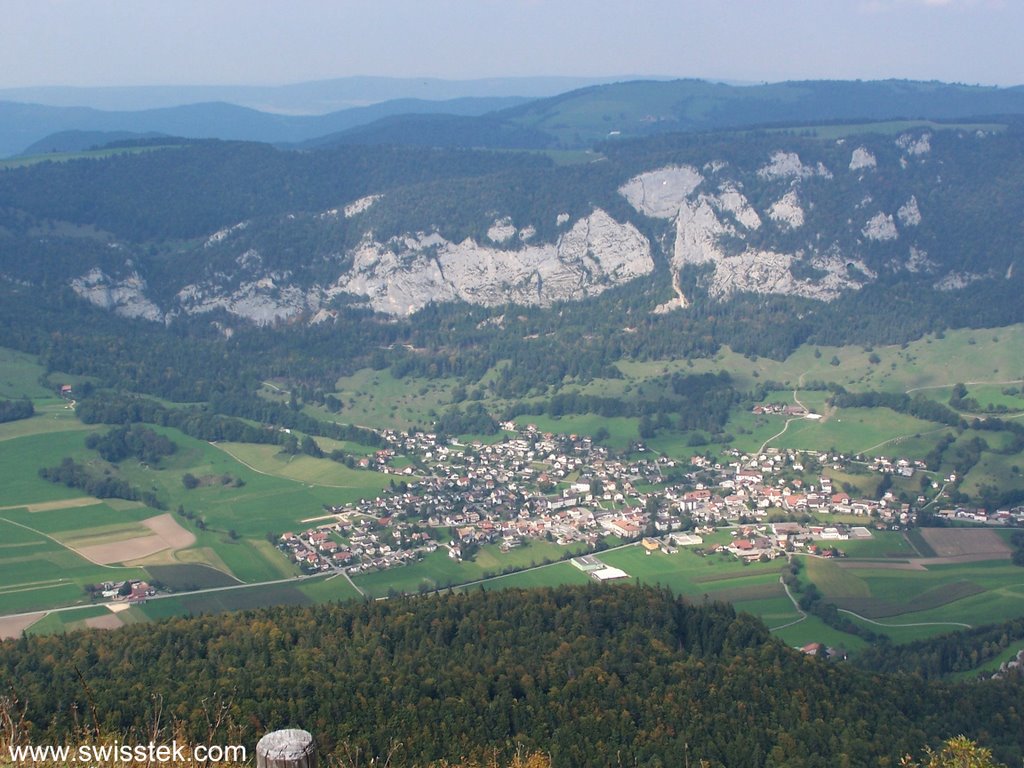 Welschenrohr SO seen from Rötiflueh by swisstek