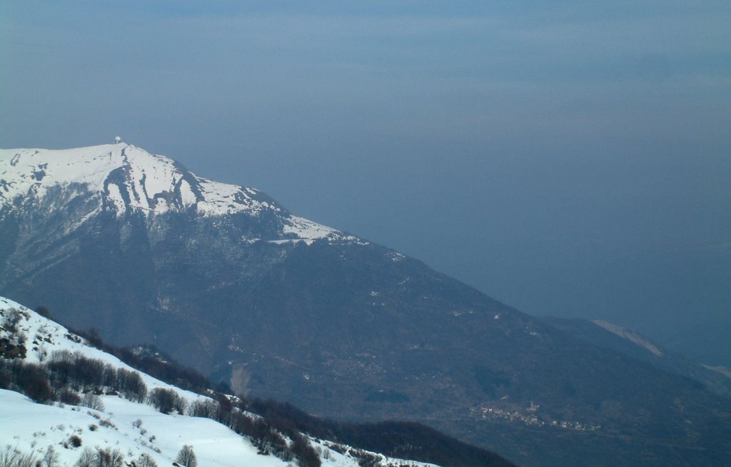 Il Monte Lesima by Giuseppe M.