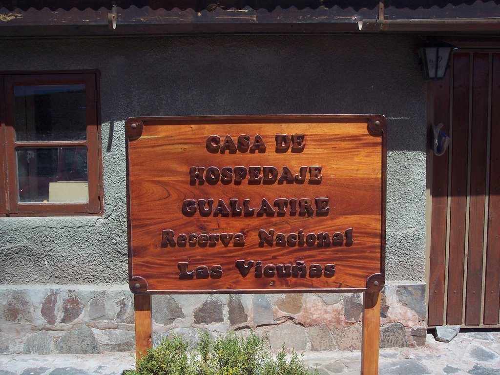 Casa de Hospedaje Guallatire by Hans R van der Woude