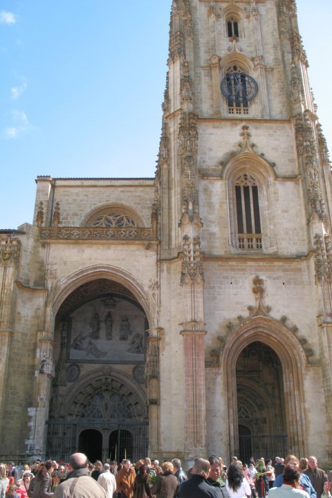 Catedral by Víctor Cespón