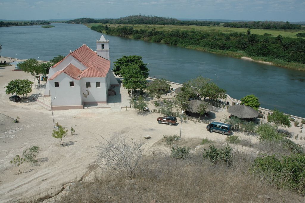 Muxima's Church by atoutcoeur13