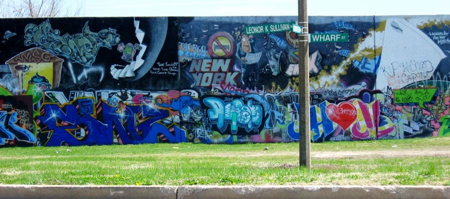 Mile long Graffitti wall, south of the landing, downtown St. louis by edwardowe