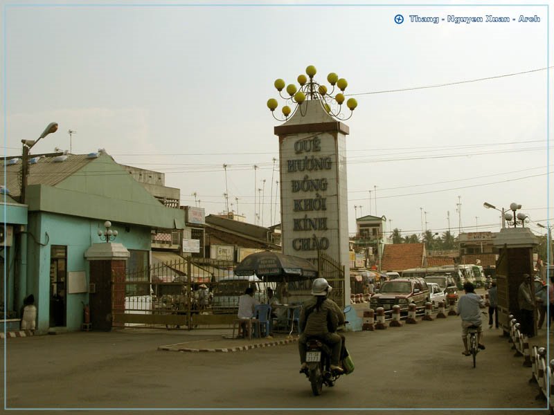 Quê hương Đồng Khởi kính chào quý khách! by Vietnam - Paracels