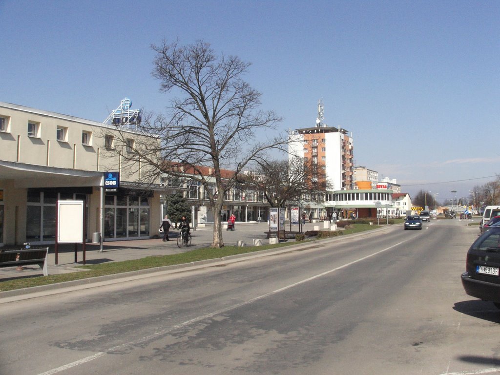 Ul. M. R. Štefánika (31. 03. 2009) by Branislav Bajus