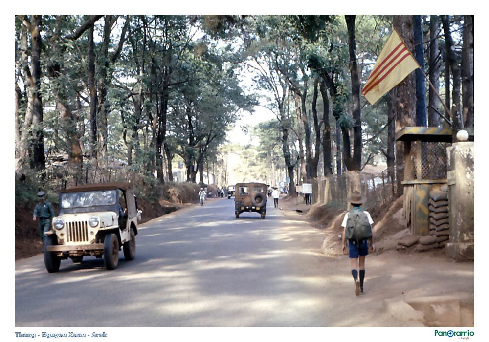 Đg. Trần Hưng Đạo - Pleiku (photo by Bob Lynn's - 19/ January/1971) by Ngày Xửa Ngày Xưa