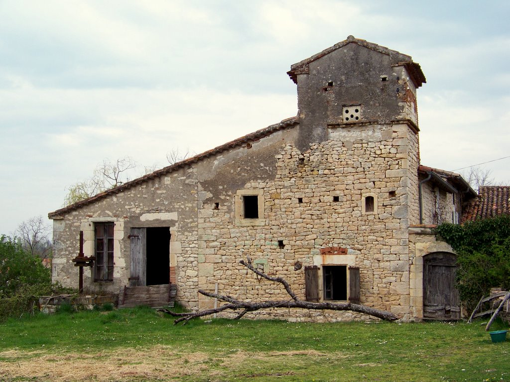 SALIES - au village. by Jean THIERS