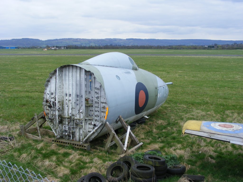 Avro Vulcan XM569 a bit worse for wear by scotrig