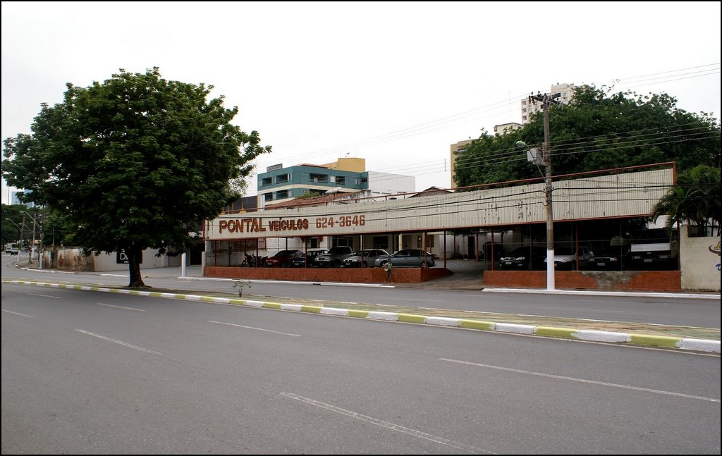 Lojas e empresas de Cuiabá MT. by Nélio Oliveira