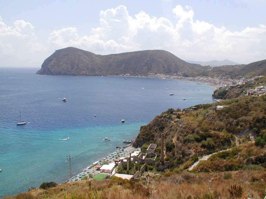 Lipari: Monterosa da Papisca by Antonio Iacullo